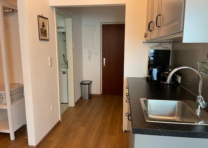 Zentrum & Parkmoeglichkeit Γκρατς