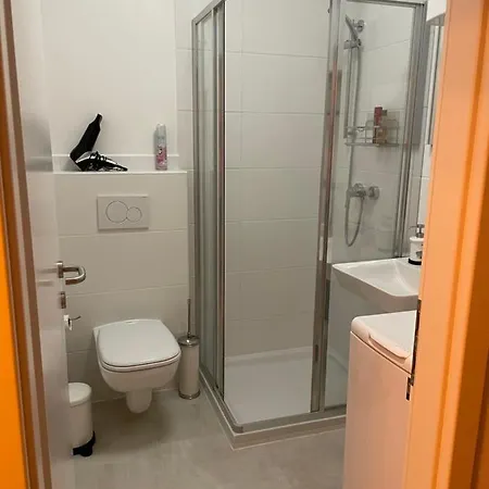 Zentrum&parkmöglichkeit *